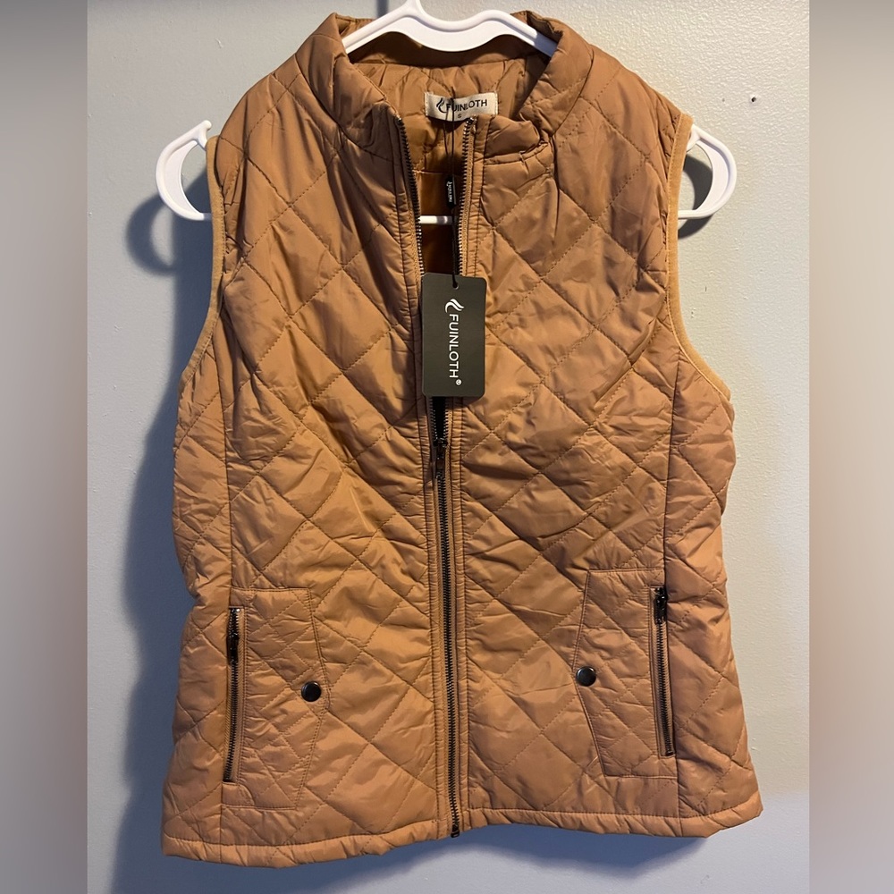 Fuinloth Women's Quilted Vest, Stand Collar Lightweight Zip Padded Gilet